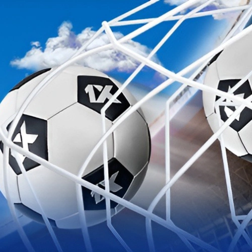 Ballons de football frappant les filets d'un but — Italie. Série A 2026